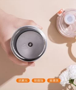 Winnie The Pooh Stainless Water Bottle 550ml -Anime Haven Shop image 12012999 12009506 800