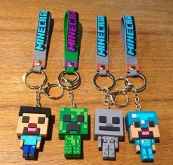 [ONLINE LISTING] MINECRAFT 3D KEYRING